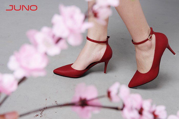 CEO chuỗi cửa hàng giày túi Juno Nguyễn Quốc Tuấn: Bản năng đàn ông sẽ có khuynh hướng yêu chiều và làm hài lòng khách hàng nữ hơn!